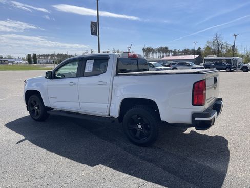 Used 2020 Chevrolet Colorado Z71 AWD/4WD image 4