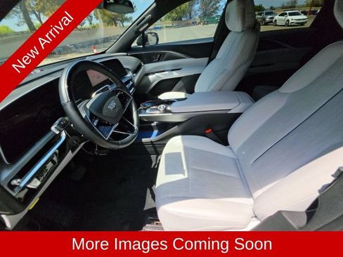 Used 2024 Cadillac Lyriq Luxury RWD image 9