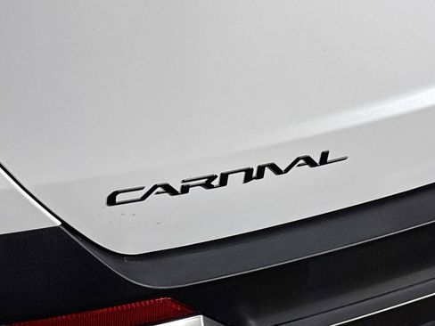 New 2026 Kia Carnival SX image 24