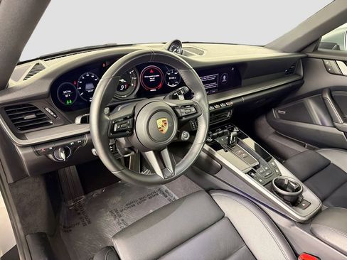 Used 2024 Porsche 911 Carrera w/ Premium Package RWD image 9