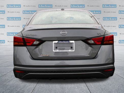 Used 2024 Nissan Altima 2.5 SV image 6
