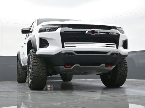 New 2026 Chevrolet Colorado ZR2 w/ Technology Package AWD/4WD image 54