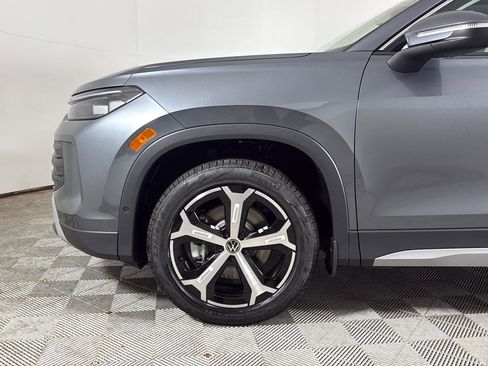 New 2026 Volkswagen Tiguan SE AWD/4WD image 14