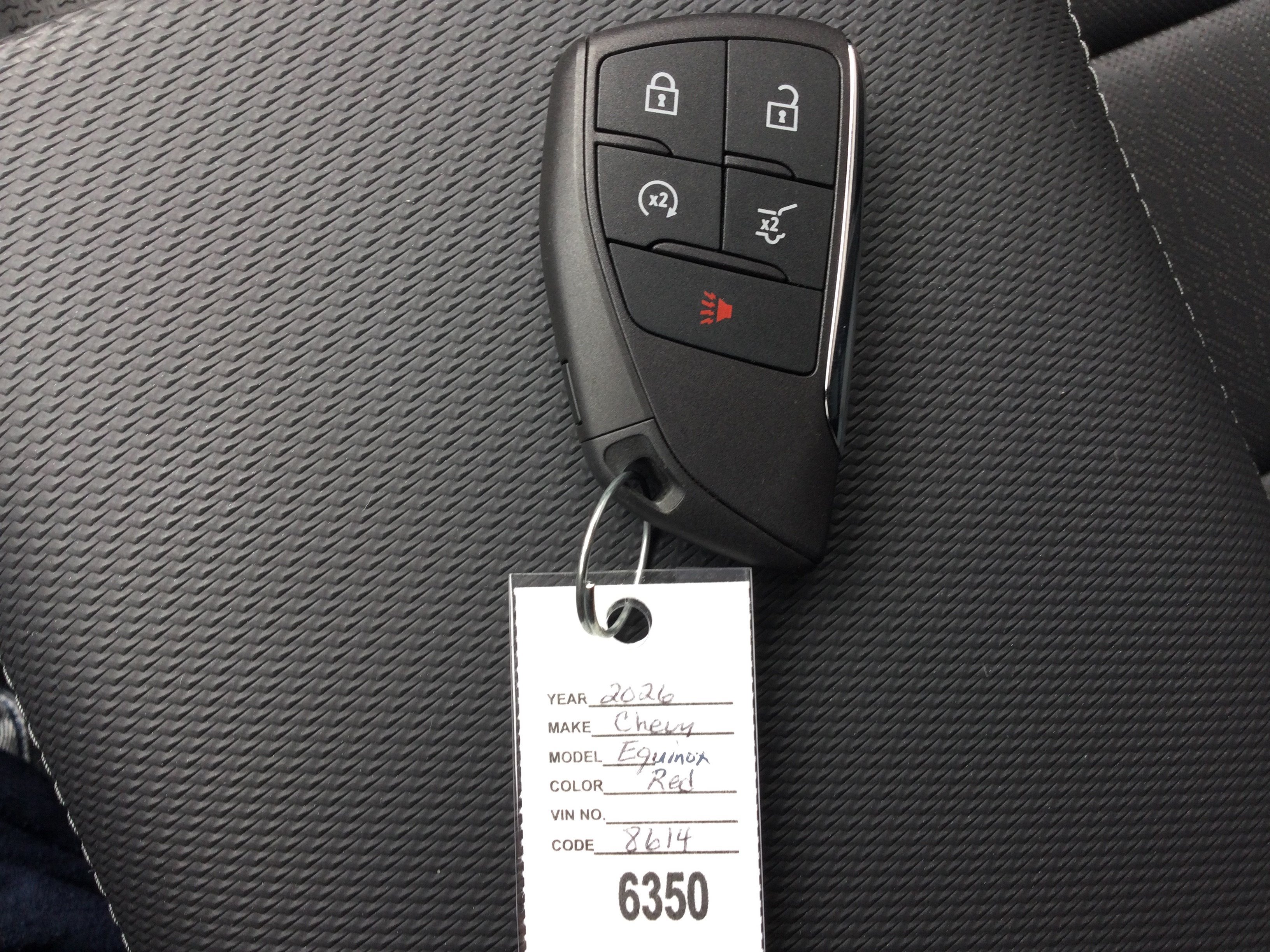 New 2026 Chevrolet Equinox LT w/ Convenience Package II AWD/4WD image 18