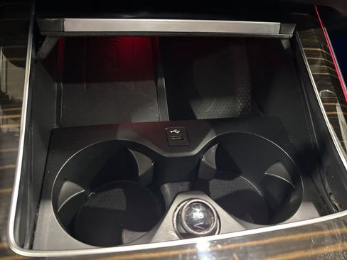 Used 2025 BMW X5 xDrive50e image 39