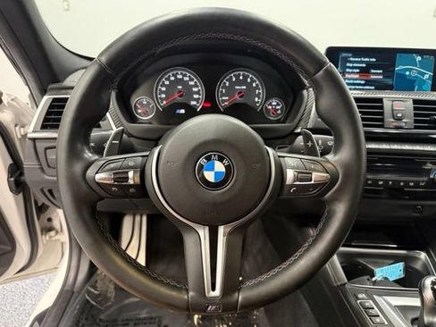 Used 2017 BMW M3 RWD image 23