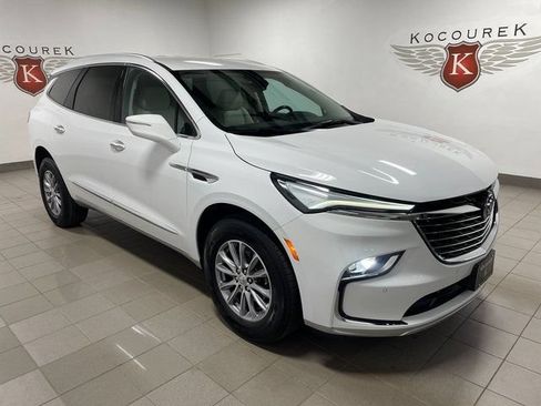 Used 2023 Buick Enclave Essence w/ Trailering Package, 5000 lbs. AWD/4WD image 1