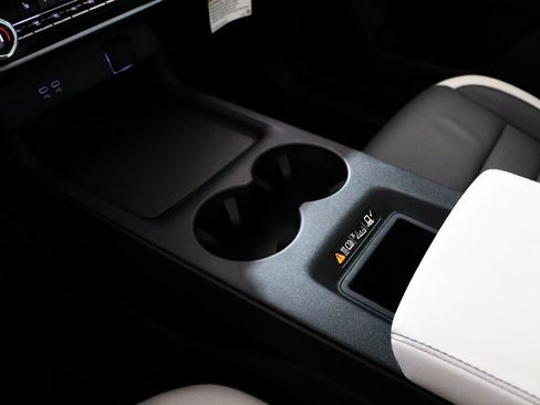 Used 2024 Honda Prologue Touring image 21