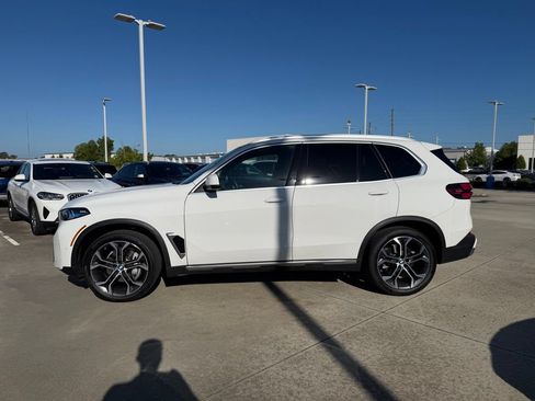 Certified 2026 BMW X5 sDrive40i w/ Parking Assistance Package RWD image 6