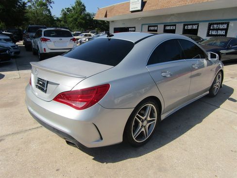 Used 2014 Mercedes-Benz CLA 250 image 4