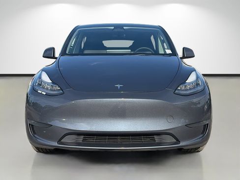 Used 2023 Tesla Model Y Long Range AWD/4WD image 8