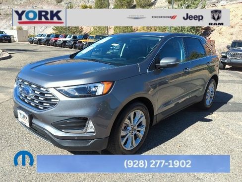 Used 2024 Ford Edge Titanium image 1