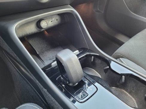 Used 2023 Volvo C40 P8 Recharge Ultimate AWD/4WD image 12