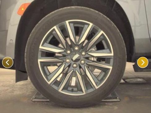 Used 2021 Cadillac Escalade Sport w/ Driver Assist Tech Package image 12