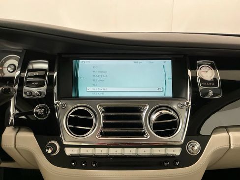 Used 2014 Rolls-Royce Wraith RWD image 11