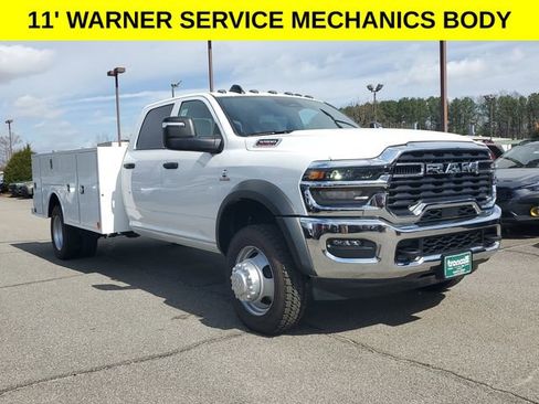 New 2026 RAM 5500 Tradesman w/ Chrome Appearance Group image 1