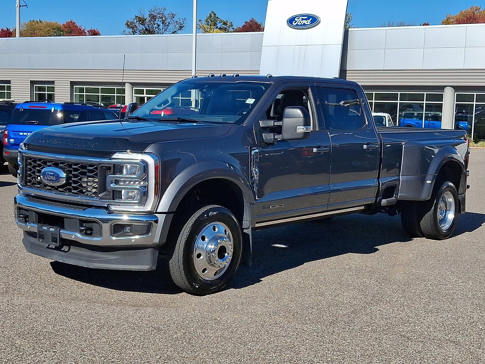 Used 2025 Ford F450 Lariat w/ Lariat Ultimate Package AWD/4WD image 5