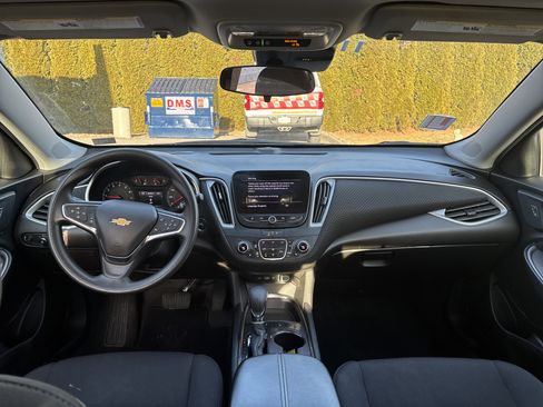 Used 2024 Chevrolet Malibu LT image 11