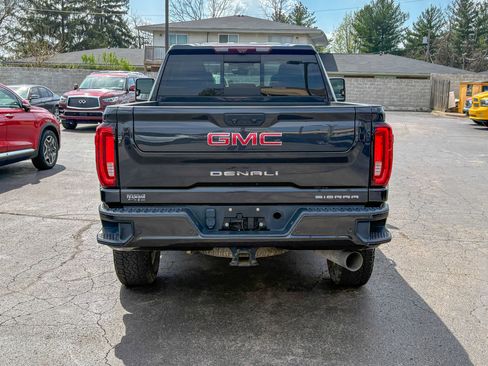 Used 2021 GMC Sierra 2500 Denali w/ Denali Ultimate Package image 12