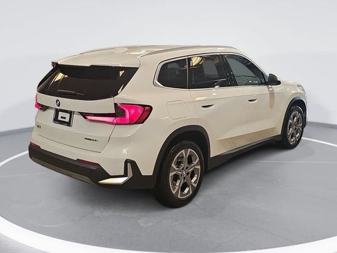 Used 2023 BMW X1 xDrive28i AWD/4WD image 5