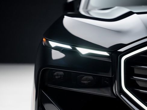 Used 2023 BMW XM image 8