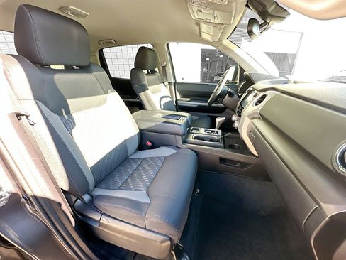 Used 2020 Toyota Tundra SR5 image 28