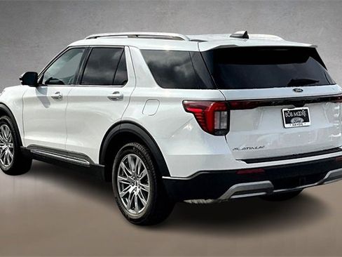 New 2025 Ford Explorer Platinum image 3
