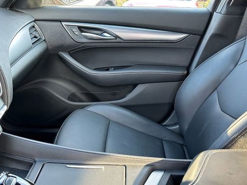 Used 2023 Cadillac CT5 Luxury image 9