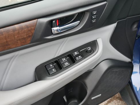 Used 2019 Subaru Outback 2.5i Limited image 19