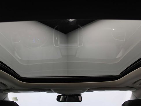 Used 2022 Ford Edge SEL w/ Convenience Package image 19