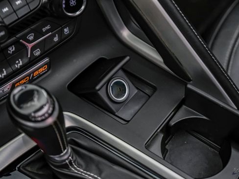 Used 2015 Chevrolet Corvette Z06 w/ 3LZ Preferred Equipment Group image 71