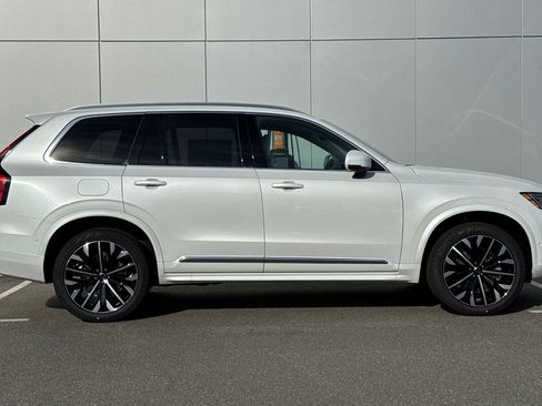 New 2026 Volvo XC90 B6 Ultra w/ Protection Package AWD/4WD image 6
