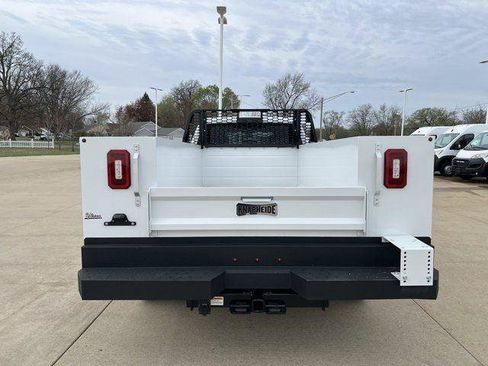 New 2024 RAM 3500 Tradesman w/ Chrome Appearance Group AWD/4WD image 4