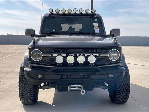 Used 2023 Ford Bronco Outer Banks image 3
