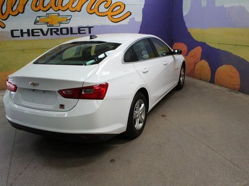 Used 2021 Chevrolet Malibu LS image 8