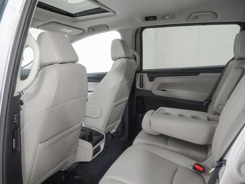 New 2026 Honda Odyssey EX-L image 47