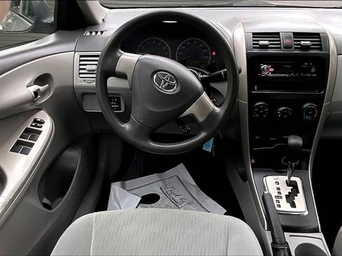 Used 2010 Toyota Corolla LE FWD image 8
