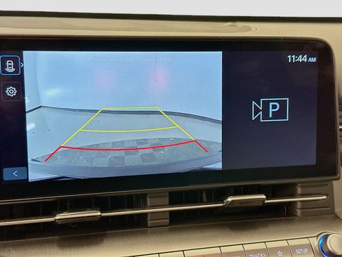 Used 2025 Hyundai Kona SEL image 23