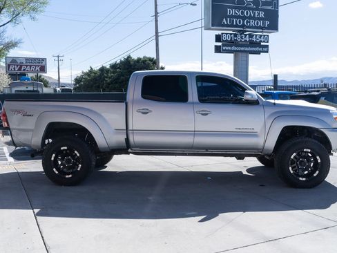 Used 2012 Toyota Tacoma 4x4 Double Cab w/ TRD Sport Upgrade Pkg image 9
