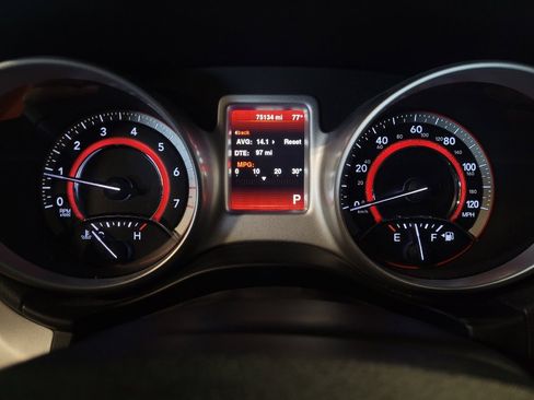 Used 2015 Dodge Journey SXT w/ Flexible Seating Group FWD image 23