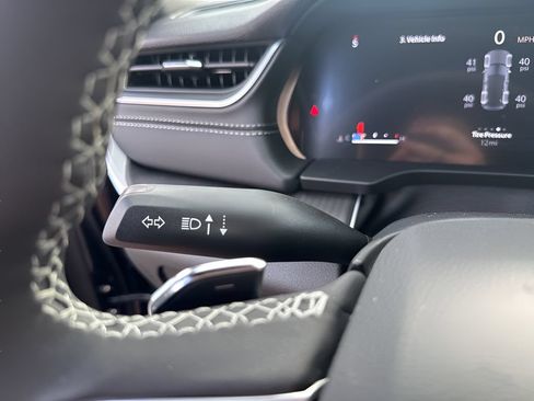 New 2025 Jeep Grand Cherokee Laredo X w/ Luxury Tech Group I RWD image 33