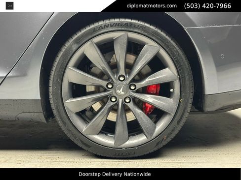 Used 2014 Tesla Model S P85D image 40