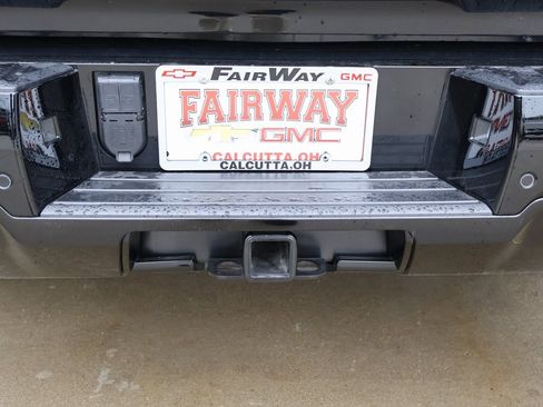 New 2025 GMC Sierra EV Denali image 32