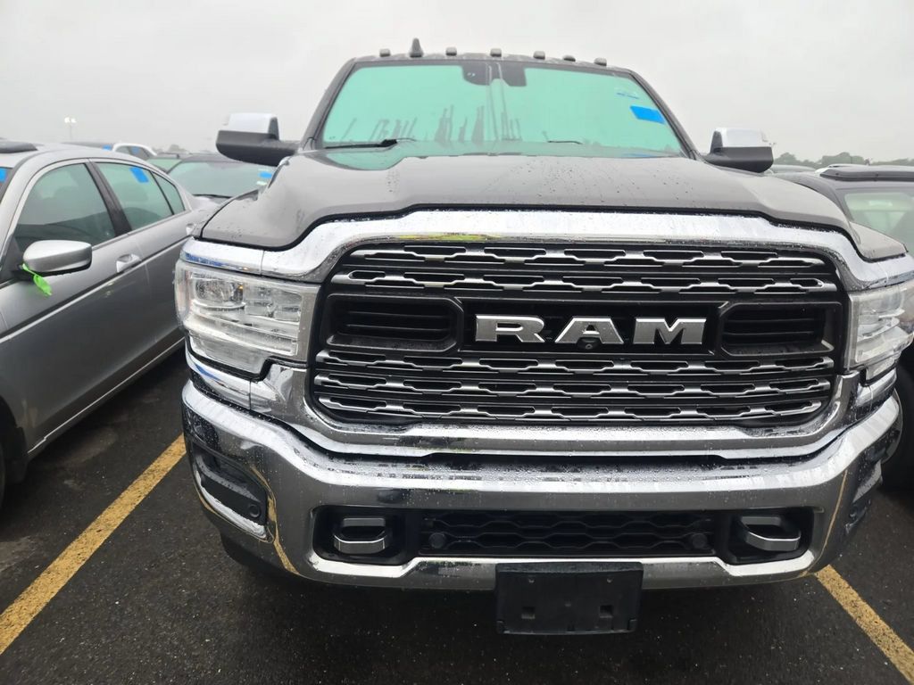 Used 2019 RAM 3500 Limited AWD/4WD image 2