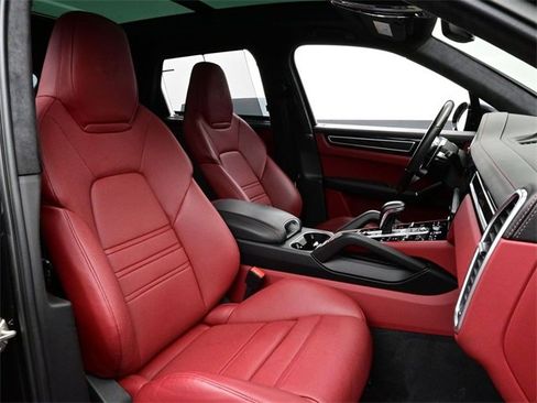 Certified 2023 Porsche Cayenne GTS image 18