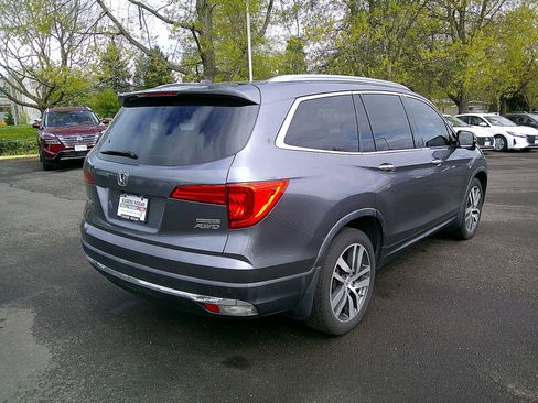 Used 2016 Honda Pilot Touring image 5