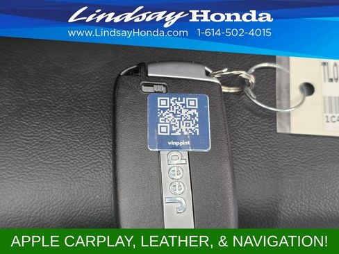 Used 2018 Jeep Grand Cherokee Altitude AWD/4WD image 23