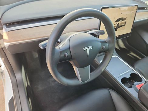 Used 2023 Tesla Model 3 Standard Range RWD image 10