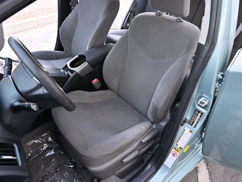 Used 2014 Toyota Prius Prime Plug-In Hybrid FWD image 33