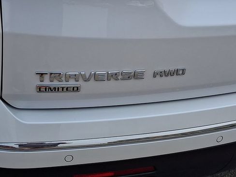 Certified 2024 Chevrolet Traverse High Country AWD/4WD image 33